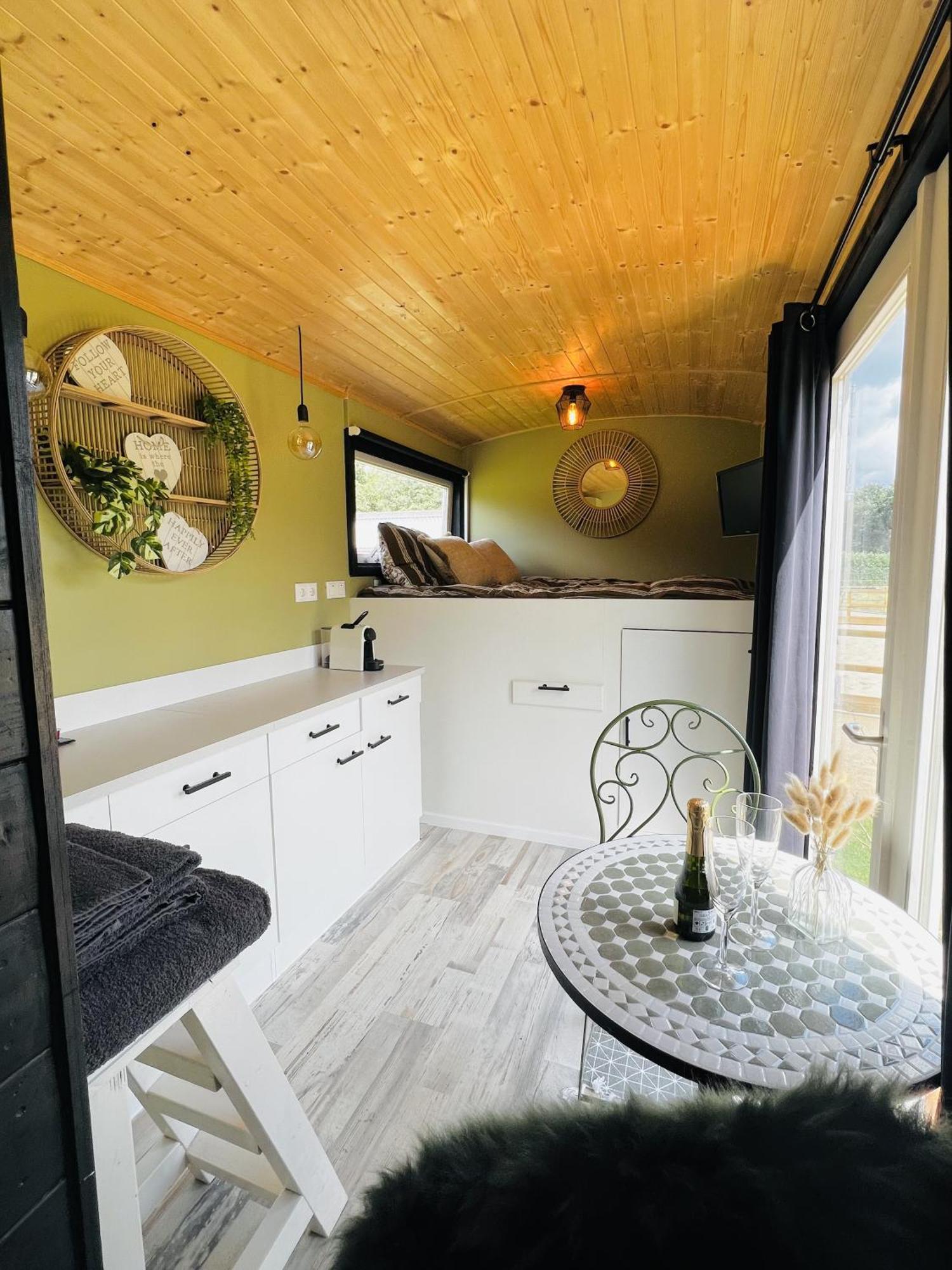 Magnolia Hoeve - Unieke Bestemming Voor Paardenliefhebbers En Bijzondere Overnachtingen In De Natuur Ledeacker Exterior foto